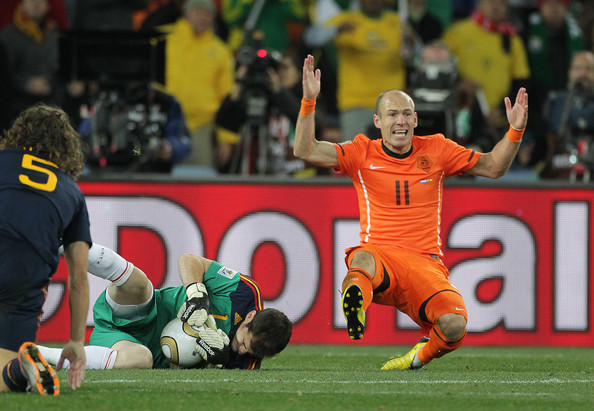 Copa 2014: ‘Não viemos aqui curtir a praia’, diz o confiante Robben