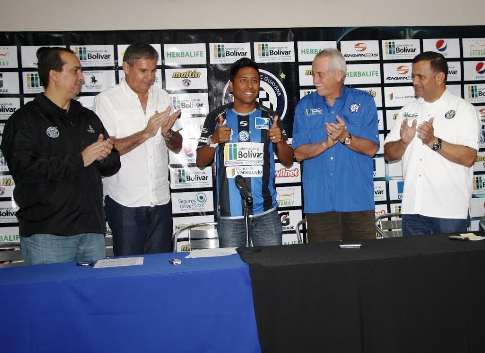 Após deixar Santos, Breitner é apresentado no Mineros, da Venezuela