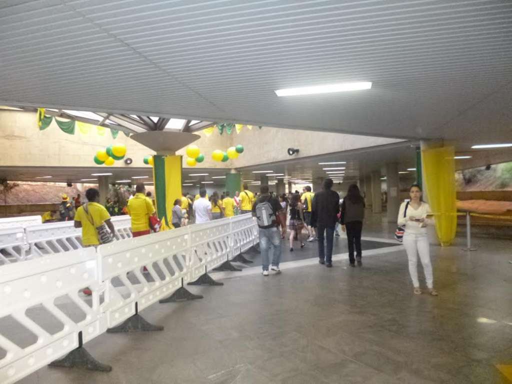Copa 2014: Com pane no metrô, Brasília se prepara para a “invasão Argentina”