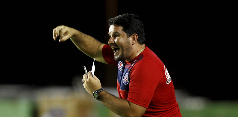 Eduardo Barroca analisa situação do Tricolor no Brasileiro