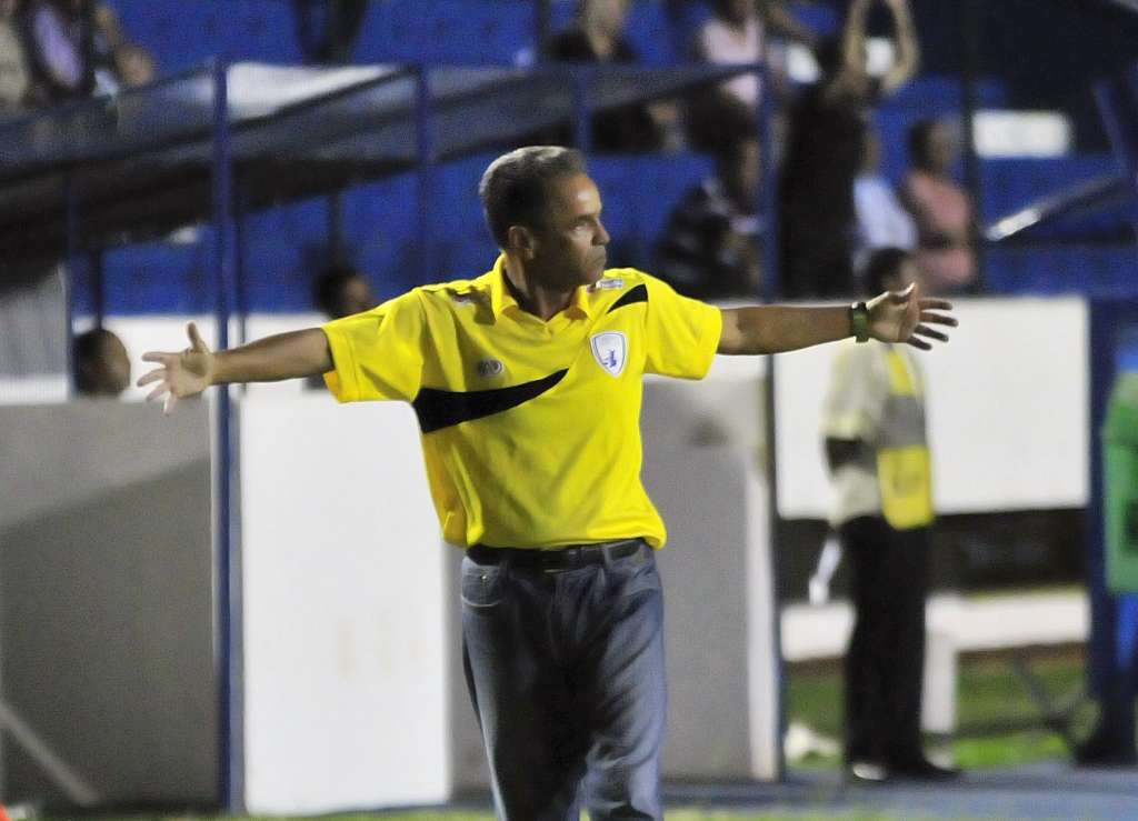 Copa Paulista: Roberval Davino aprova primeiro teste do Mirassol