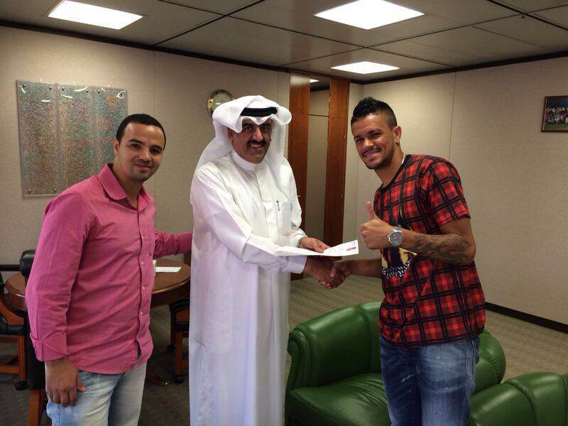 Rafael Bastos assina com Kuwait Club e espera fazer história no retorno ao mundo árabe