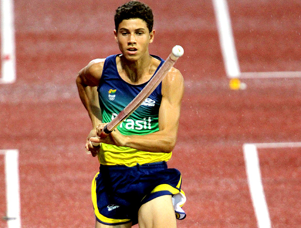 Atletismo: Thiago sofre queda, mas leva prata na Diamond League