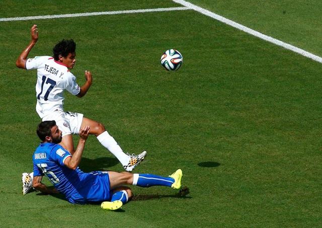 Copa 2014: Volante da Costa Rica vê favoritismo holandês