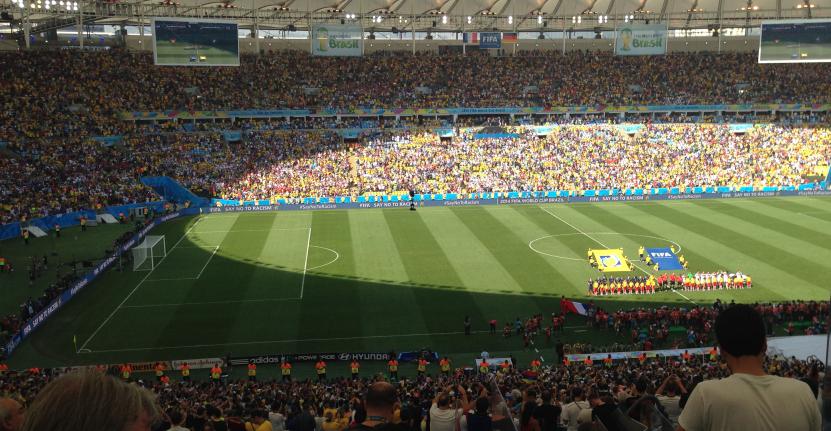 Maracanã lotado com amplo domínio de brasileiros! - Rodolfo Brito / Agência FI
