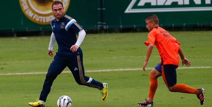 Palmeiras vence o Paulista por 3 a 1 em jogo-treino