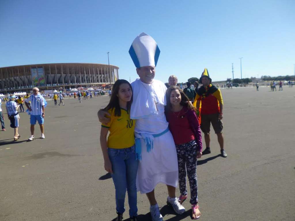 Copa 2014: Papa chegou ao DF para apoiar a Argentina