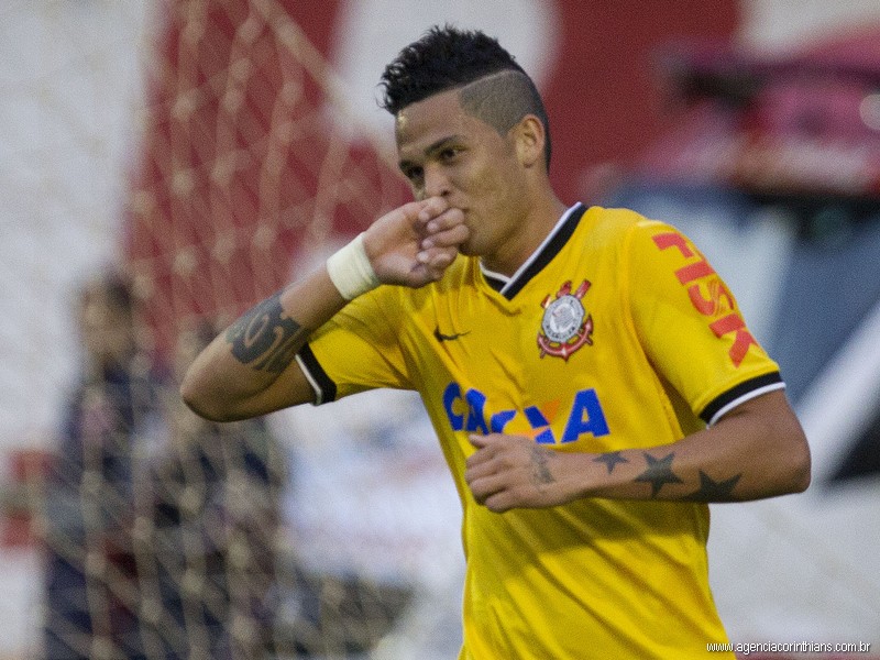 Luciano comemora gol - Daniel Augusto Jr/Corinthians