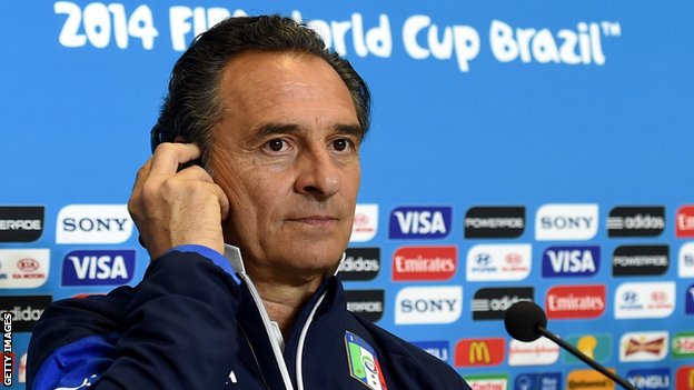 Galatasaray anuncia acerto com técnico Cesare Prandelli