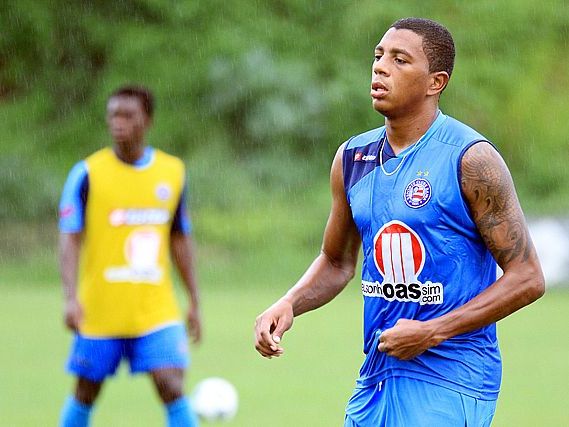 Série B: Náutico fecha contratação de volante Marcone, do Bahia