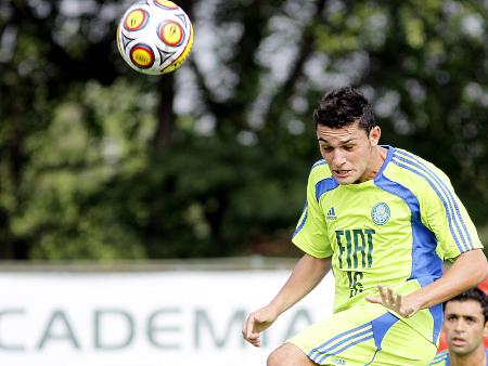 Além de Tiago Alves, Ponte Preta deve contratar atacante Miguel, do Palmeiras