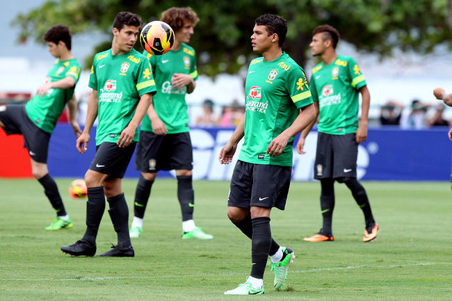 Copa 2014: Thiago Silva diz que dor é igual a de quem jogou