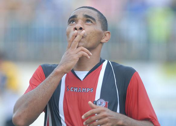 Série B: Ceará contrata Lima