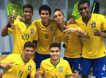 Copa 2014: Técnicos pedem aposta na base e interrupção do exôdo