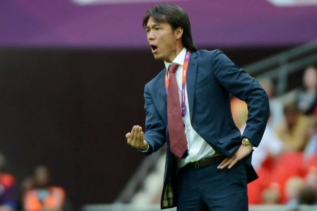 Técnico sul-coreano deixa cargo após fracasso na Copa