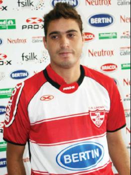 André Mococa com a camisa do Linense