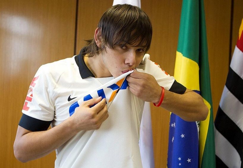 Corintiano Romero exalta ‘maior camisa do Brasil’