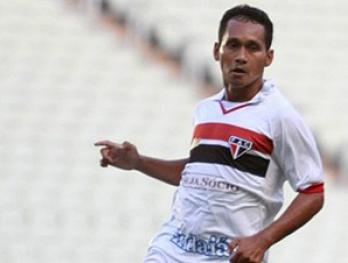 Flamel em ação pelo Ferroviário-CE