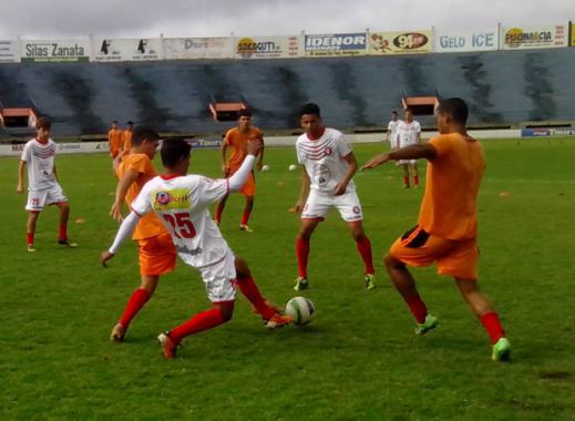 Itaporã faz primeiro treino no Douradão, local da estreia no Brasileiro - F: Gazetams