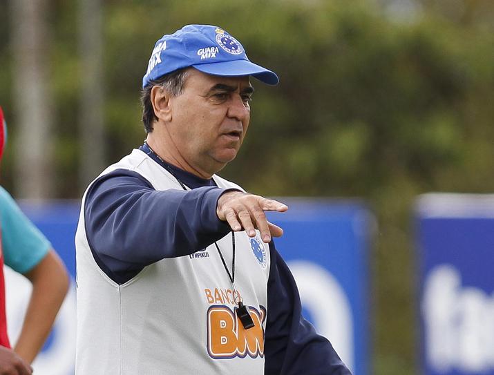 Cruzeiro volta aos treinos sem Dedé e Borges