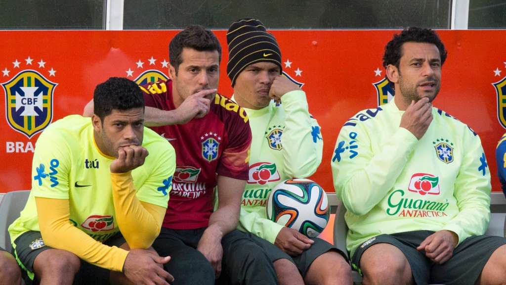 Copa 2014: Felipão poupa Thiago Silva e saca Fred do time em treino