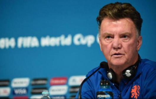 Van Gaal em entrevista coletiva