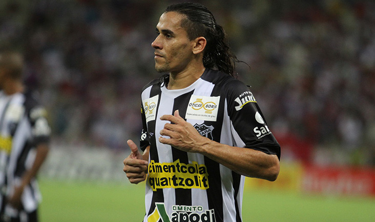 Série B: Vicente valoriza o trabalho feito pelo Ceará durante a parada para a Copa