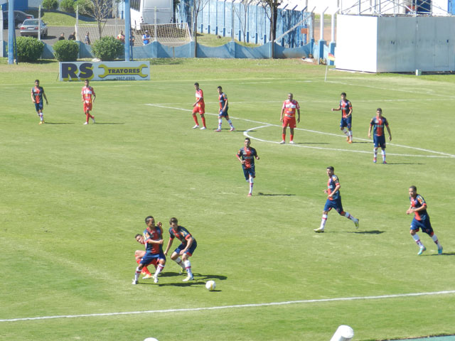 Segundona: Técnico China não poderá contar com sete titulares em jogo-treino