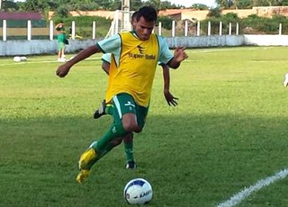 Série B: Técnico do Sampaio Corrêa define time com duas novidades
