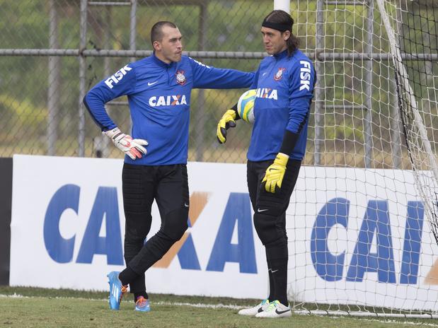 Corinthians renova contrato de Cássio até fim de 2018