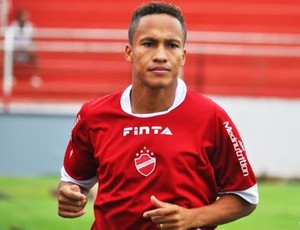 Série C: Botafogo-PB contrata atacante Soares