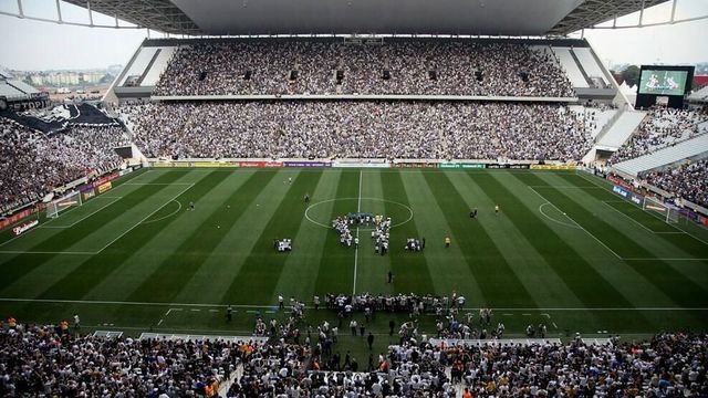Corinthians tem meta de 40 mil por jogo na Arena