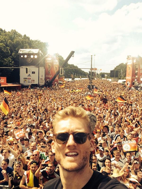 Copa 2014: Campeões da Copa são festejados por 400 mil em Berlim