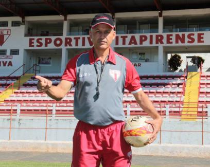 Paulo Silva foi muito bem dirigindo a Itapirense