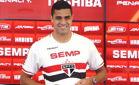 Alan Kardec com a camisa do São Paulo FC