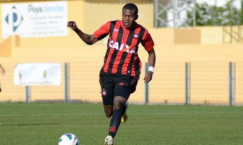 Marcelo é a única dúvida do técnico Doriva