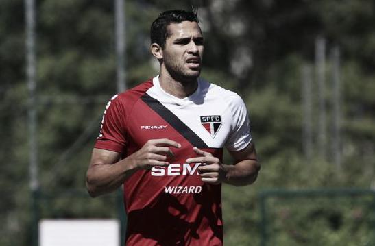 Alan Kardec com a camisa do São Paulo FC