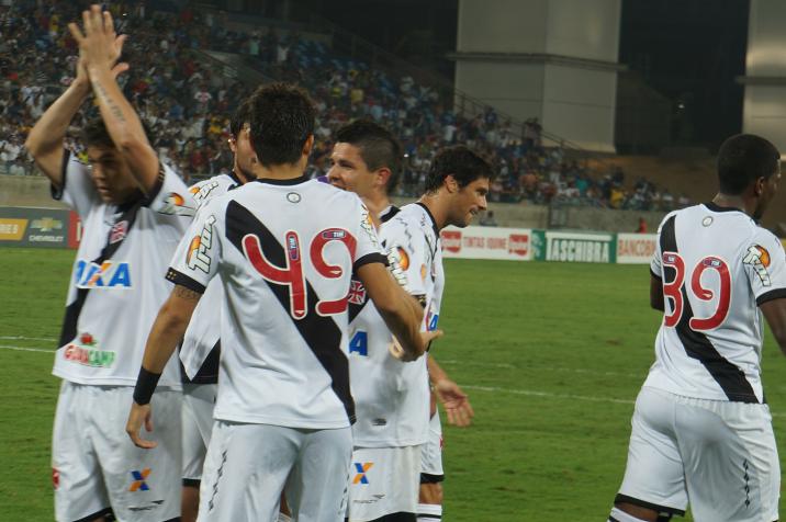 Gladiador comemorando gol do Vasco