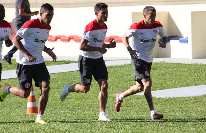 Inter treina bola parada antes de enfrentar Corinthians