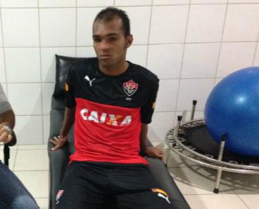 Richarlyson deve fazer sua estreia pelo Vitória