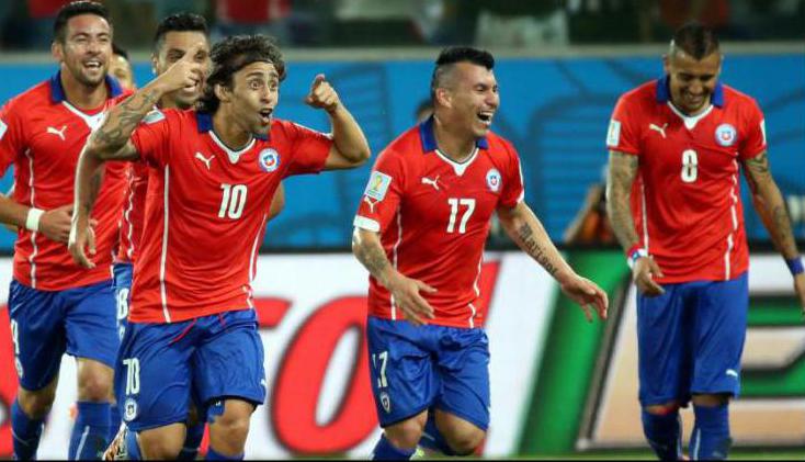 Após Copa de 2010 e 2014, Valdívia anuncia aposentadoria