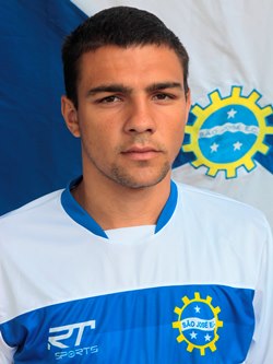Copa Paulista: Batatais contrata Filipe Luis, volante do São José