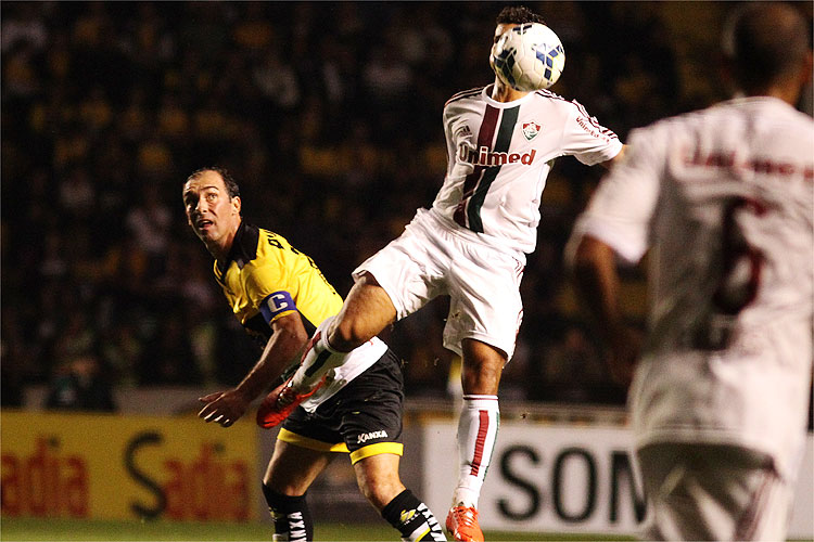 Após derrota, Gum prevê recuperação do Flu no domingo contra o Santos