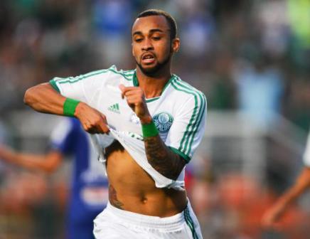 Wesley não gostou da apresentação do time