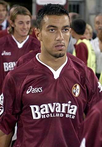 Italiano: Quagliarella troca de time em Turim: deixa Juventus e vai para o Torino