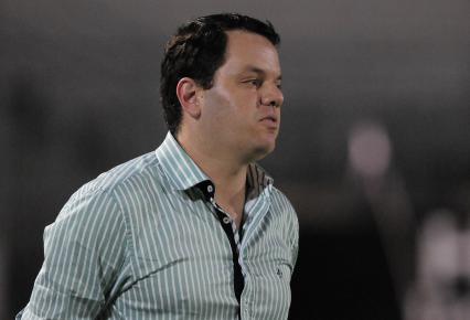 Série B: Naylhor volta ao Icasa para clássico cearense