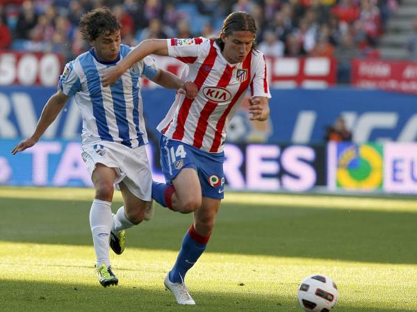 Inglês: Filipe Luis assina por 3 anos e será número 5 no Chelsea