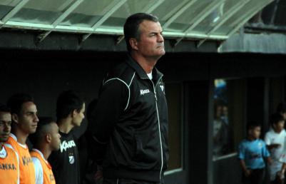 Mazola deve mexer no time