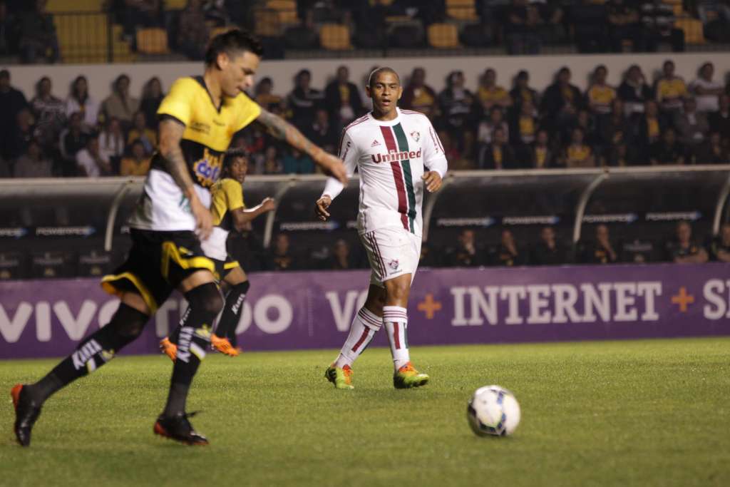 Animado, Criciúma joga fora de casa contra Atlético-PR