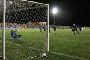 Treze 1 x 1 Fortaleza – No retorno da Copa, Gilson evita derrota do Galo
